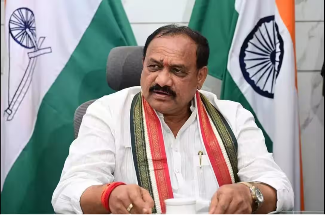 Telangana Congress president B Mahesh Kumar Goud led the delegation to seek CPI support for the Graduate MLC elections.